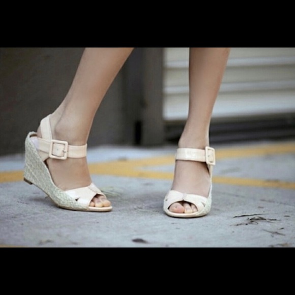 Diane von Furstenberg Nude Sudan Patent Wedge Espadrilles Sandals sz 8.5M - Picture 3 of 16